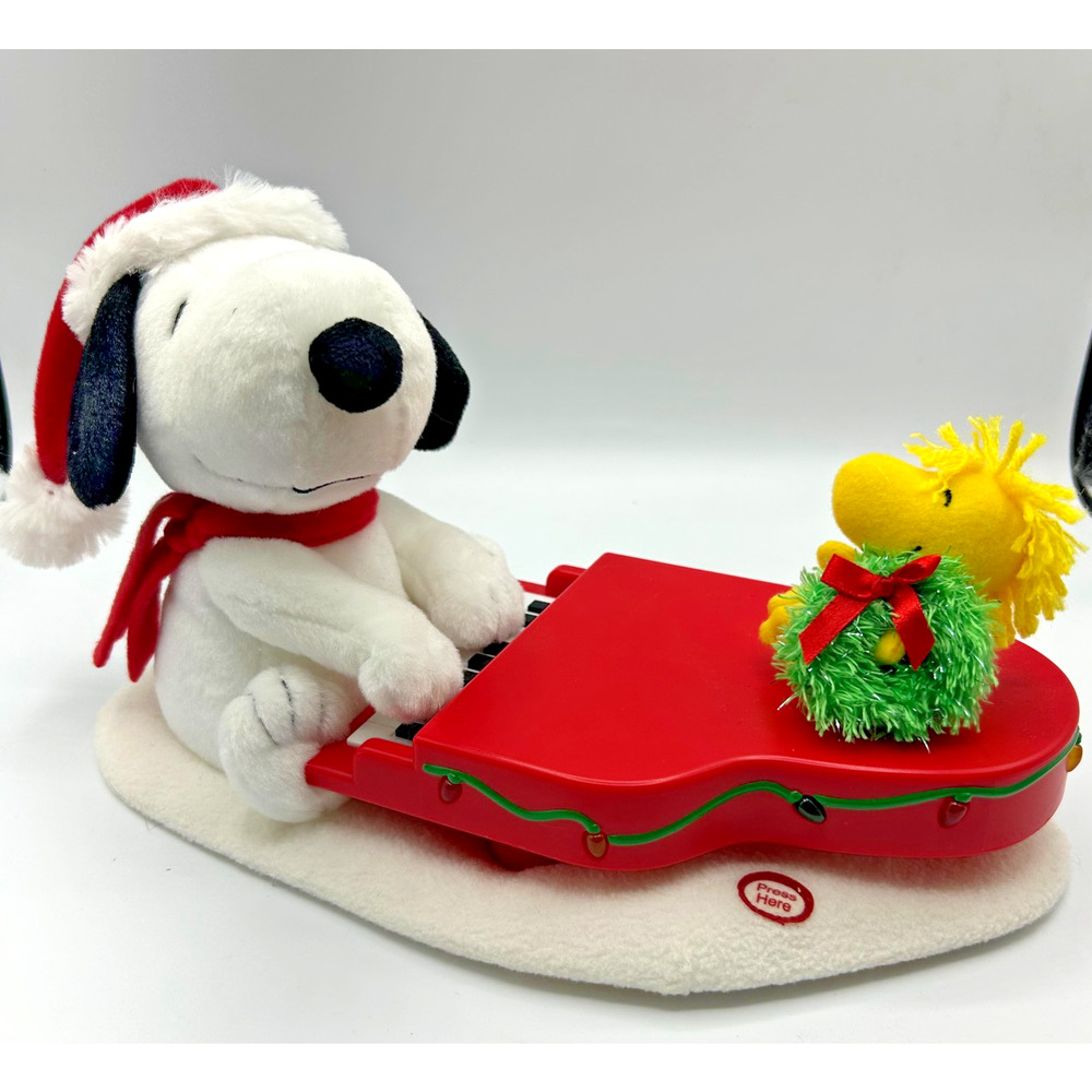 Hallmark Snoopy Playing Piano w Lights & Sound Animated Christmas Plush